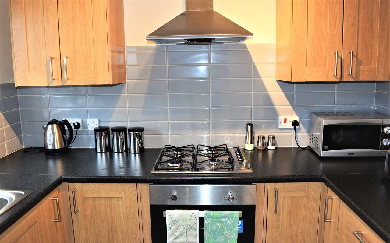 Delight Marvel - Orchard House Villa Swindon Buitenkant foto